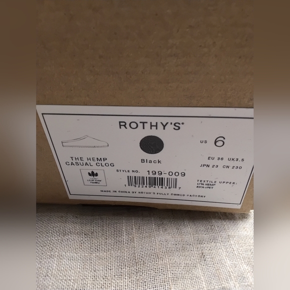 Rothy’s The Hemp Casual Clog in Black - Picture 5 of 5